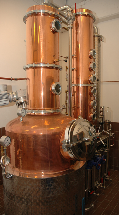 Destillasjonsapparat fra tyske Arnold Holstein.